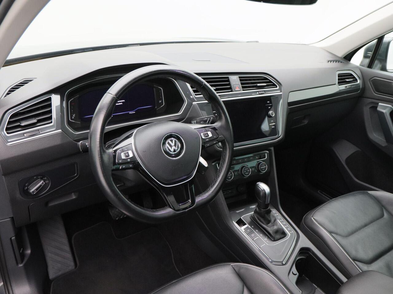 Volkswagen TIGUAN 1.5 TSi ACT Highline Business R 150 Pk Automaat | Panoramadak | Trekhaak Elektrisch | Leder | Virtual Cockpit | Adaptive Cruise | Camera | 20 Inch | 79.522 Km