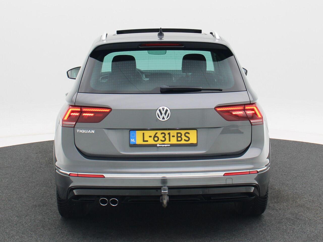 Volkswagen TIGUAN 1.5 TSi ACT Highline Business R 150 Pk Automaat | Panoramadak | Trekhaak Elektrisch | Leder | Virtual Cockpit | Adaptive Cruise | Camera | 20 Inch | 79.522 Km