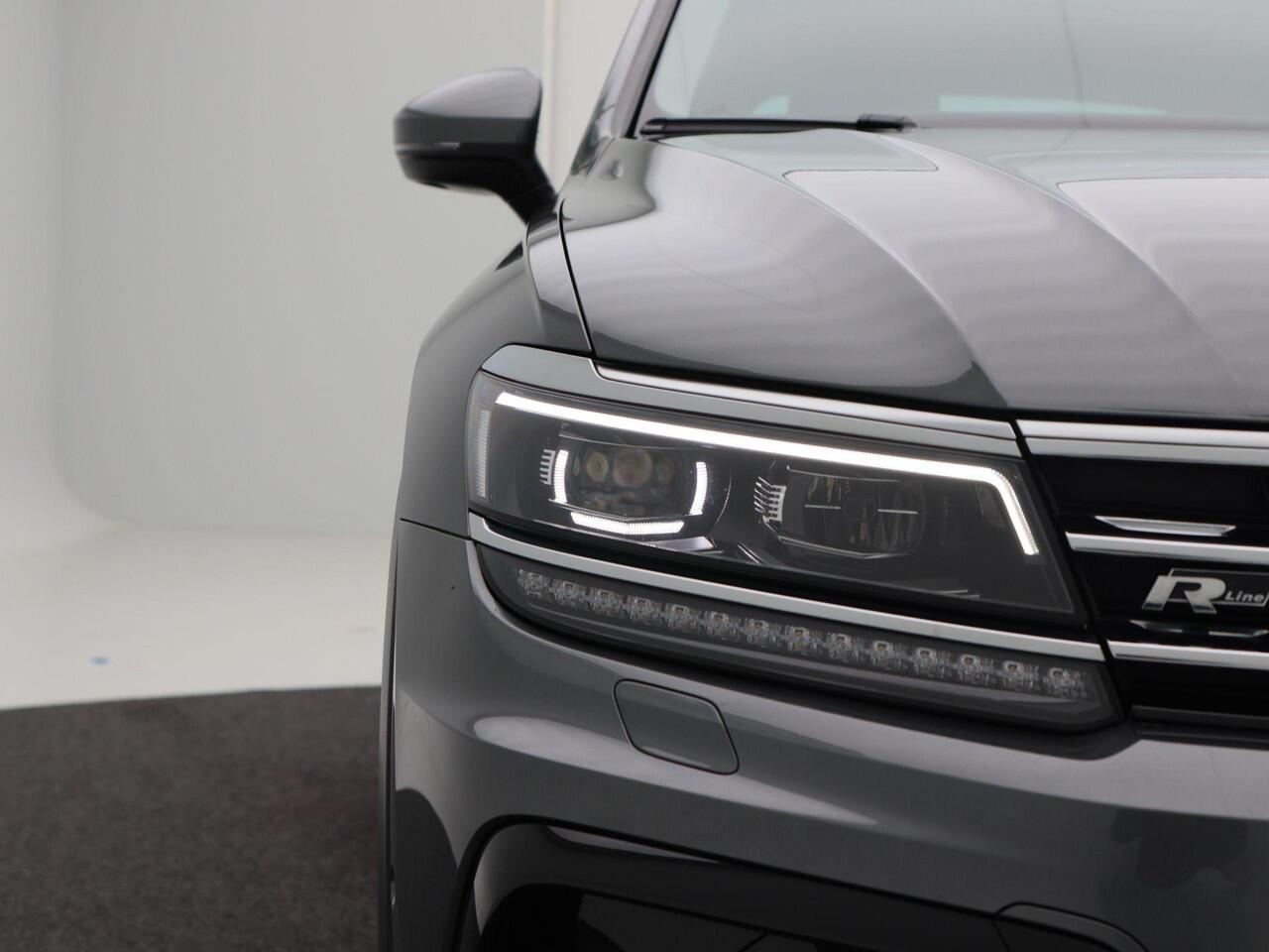 Volkswagen TIGUAN 1.5 TSi ACT Highline Business R 150 Pk Automaat | Panoramadak | Trekhaak Elektrisch | Leder | Virtual Cockpit | Adaptive Cruise | Camera | 20 Inch | 79.522 Km