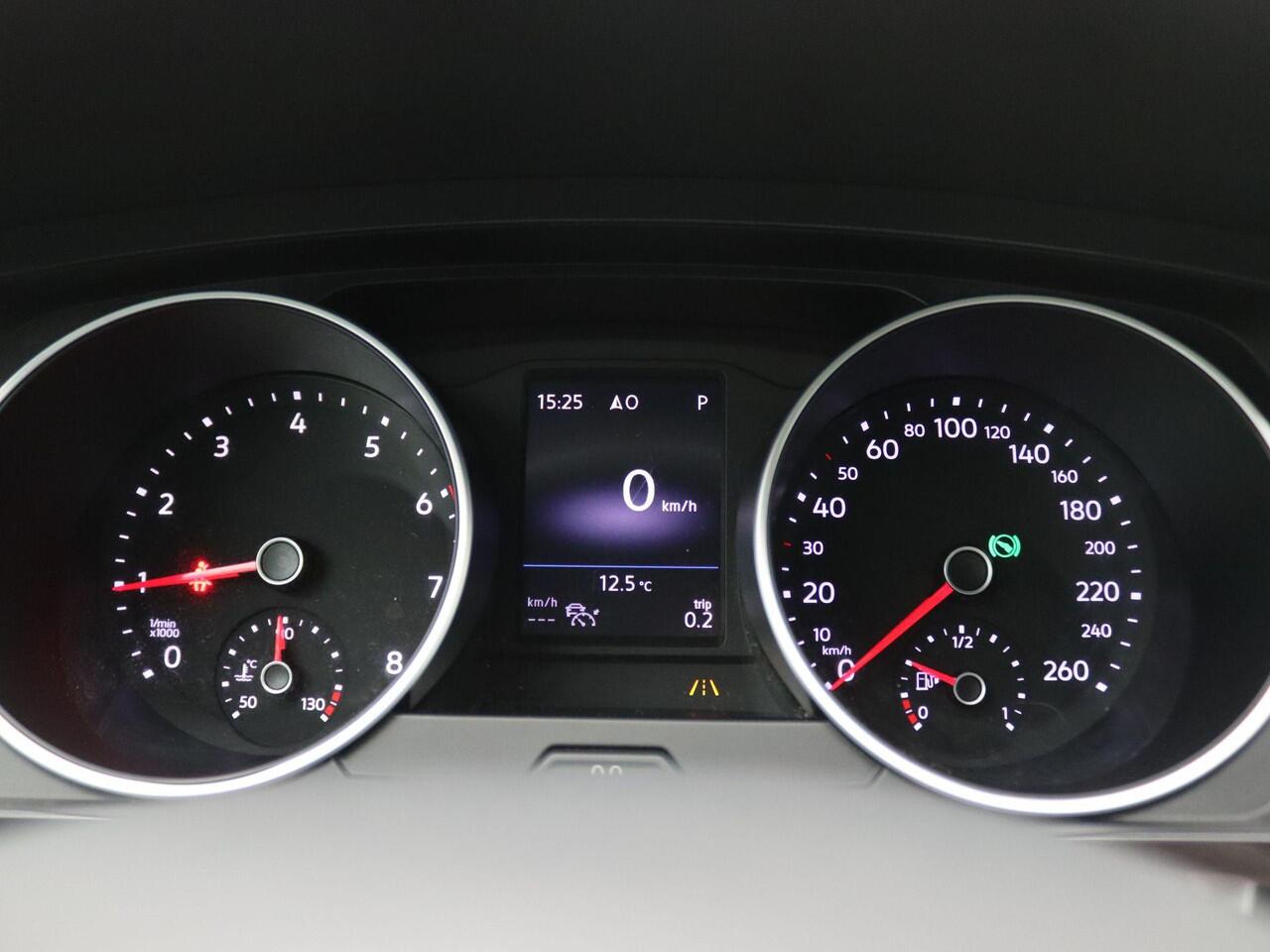 Volkswagen TIGUAN 1.5 TSI ACT Highline Business R-line 150PK DSG Trekhaak, 19" LM Velgen, Achteruitrijcamera, ErgoActive bestuudersstoel, Park assist, Stoelverwarming, Adaptieve Cruise
