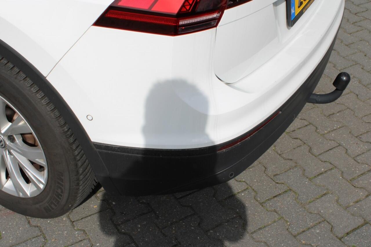 Volkswagen TIGUAN 1.5 TSI ACT ComfortLine Business Automaat - Camera navi