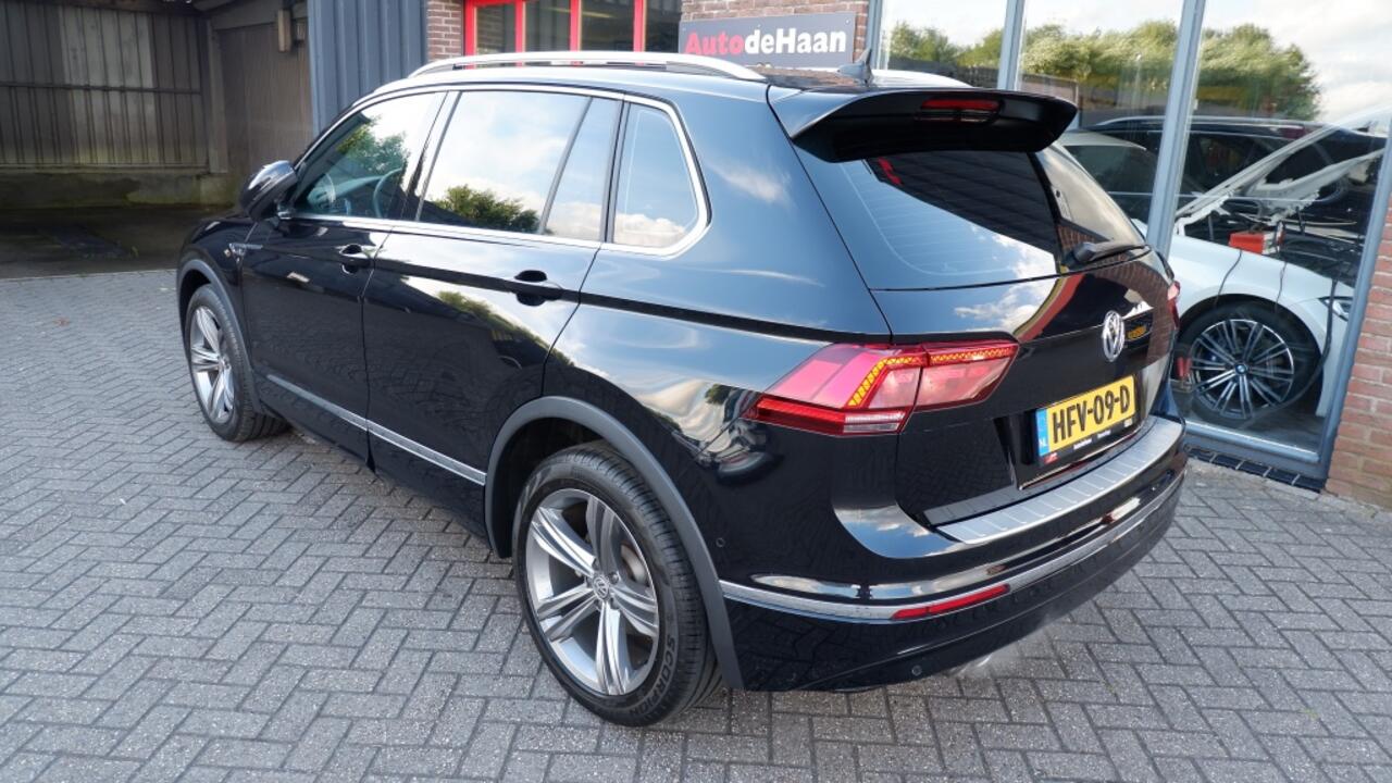 Volkswagen TIGUAN Tiguan 2.0 TSI Highl 4M R-Line Pano/ACC/360Camera/VOL!!