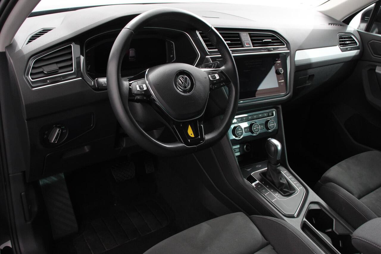 Volkswagen TIGUAN 1.5 TSI 150pk DSG Comfortline | Navigatie | Apple Carplay/Android Auto | Climate Control | Electrische achterklep | Digitale Cockpit