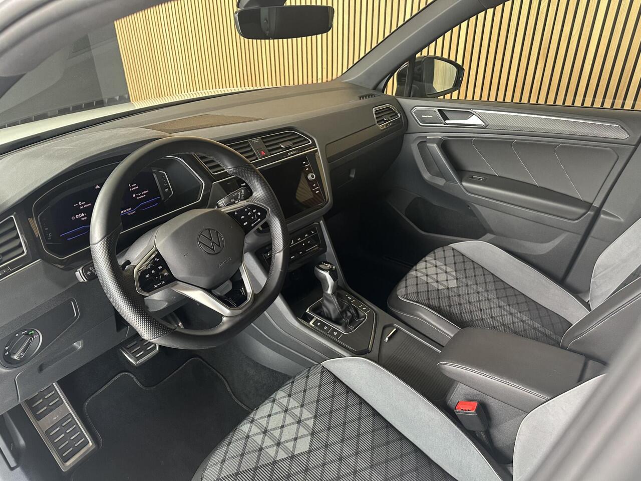 Volkswagen TIGUAN 1.5 TSI Black Style | Harman / Kardon | Carplay | IQ LED