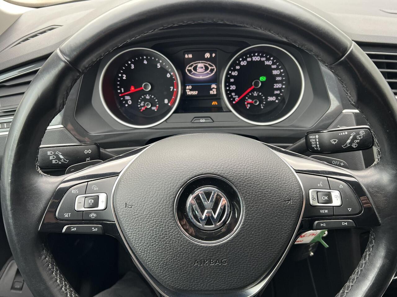 Volkswagen TIGUAN 1.5 TSI ACT Comfortline Business led verl. trekhaak pdc carplay