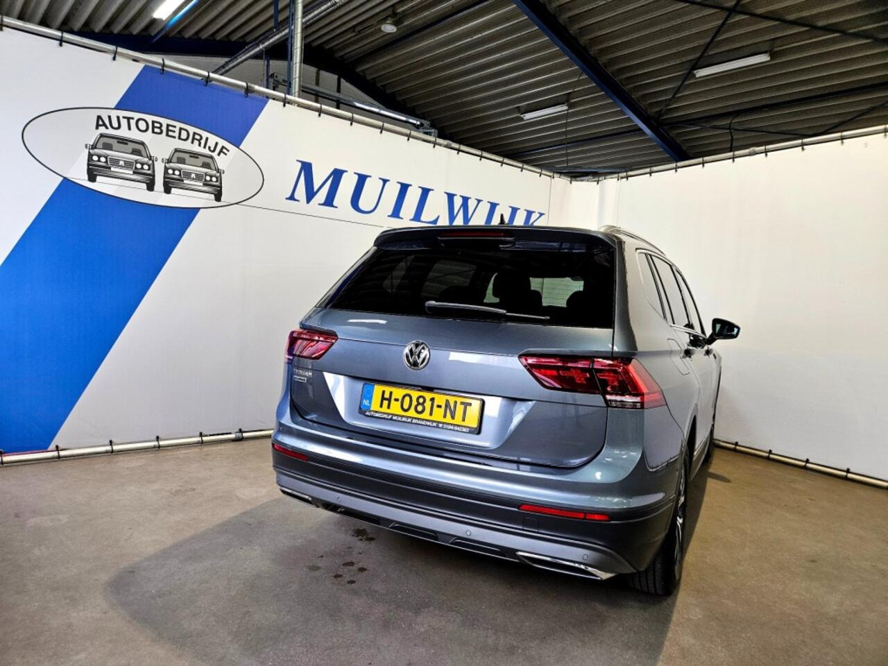 Volkswagen TIGUAN 1.5 TSI Comfortline Business / Camera / Panoramadak / NL Au
