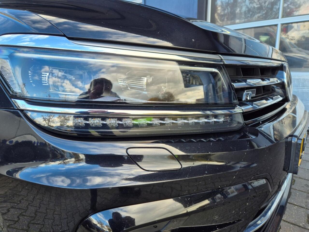 Volkswagen TIGUAN 1.5 TSI Highline Business R line 7p, Pano, stuur/stoel verwarming, Massage stoelen trekhaak, VC, Camera, ALL in prijs.