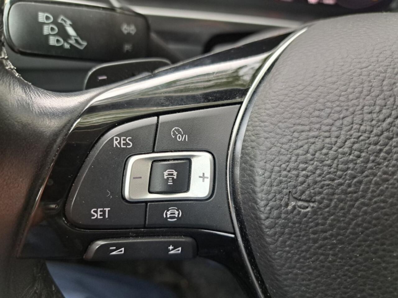 Volkswagen TIGUAN 1.5 TSI ACT 150 Pk Comfortl. Bs. Dsg-7 NAV. PDC