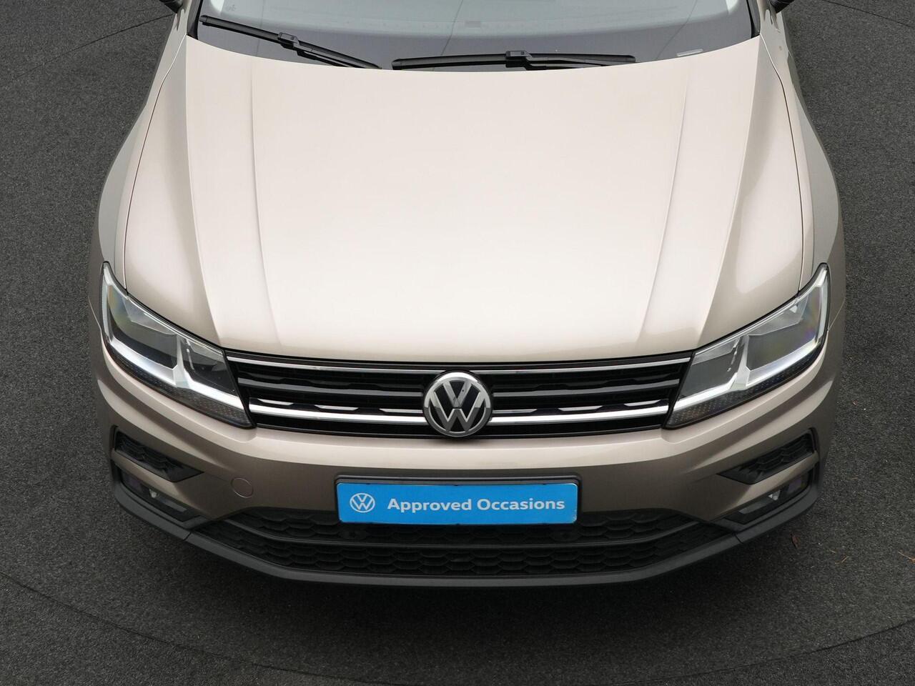Volkswagen TIGUAN 1.5 TSI 150 pk DSG ACT Comfortline | Trekhaak | Achteruitrijcamera | Navigatie | Adaptive Cruise