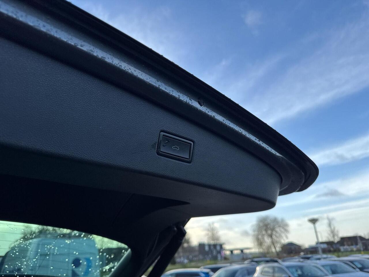 Volkswagen TIGUAN 1.5 TSI ACT Highline Business R | Trekhaak | Pano | A.Camera | Keyless | Elec. A-Klep |