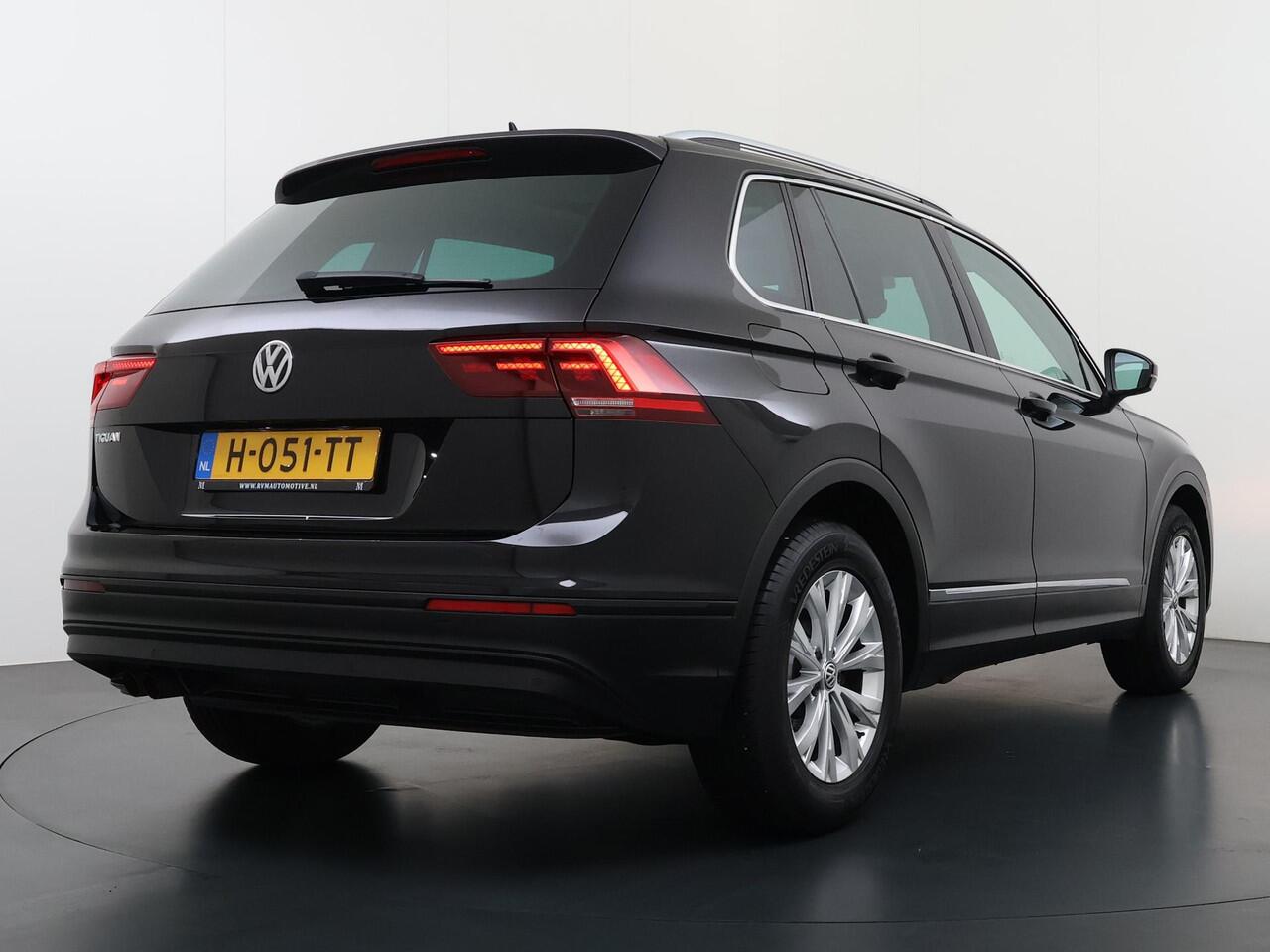 Volkswagen TIGUAN 1.5 TSI ACT Comfortline Business VAN ¤26.900,- NU VOOR SLECHTS ¤23.440,- Uw LENTEVOORDEEL ¤3.460,- |AUT. |PANO| ADAPTIVE CRUISE| STOELVERWARMING| ELEK. ACHTERKLEP| RIJKLAARPRIJS INCL. 12 MND BOVAG GARANTIE