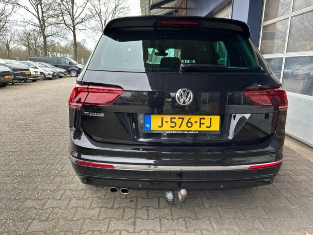 Volkswagen TIGUAN 1.5 TSI HIGHLINE. BUSINESS. R-LINE. CARPLAY, TREKHAAK. ELEKTR. A.KLEP. ALL IN prijs!