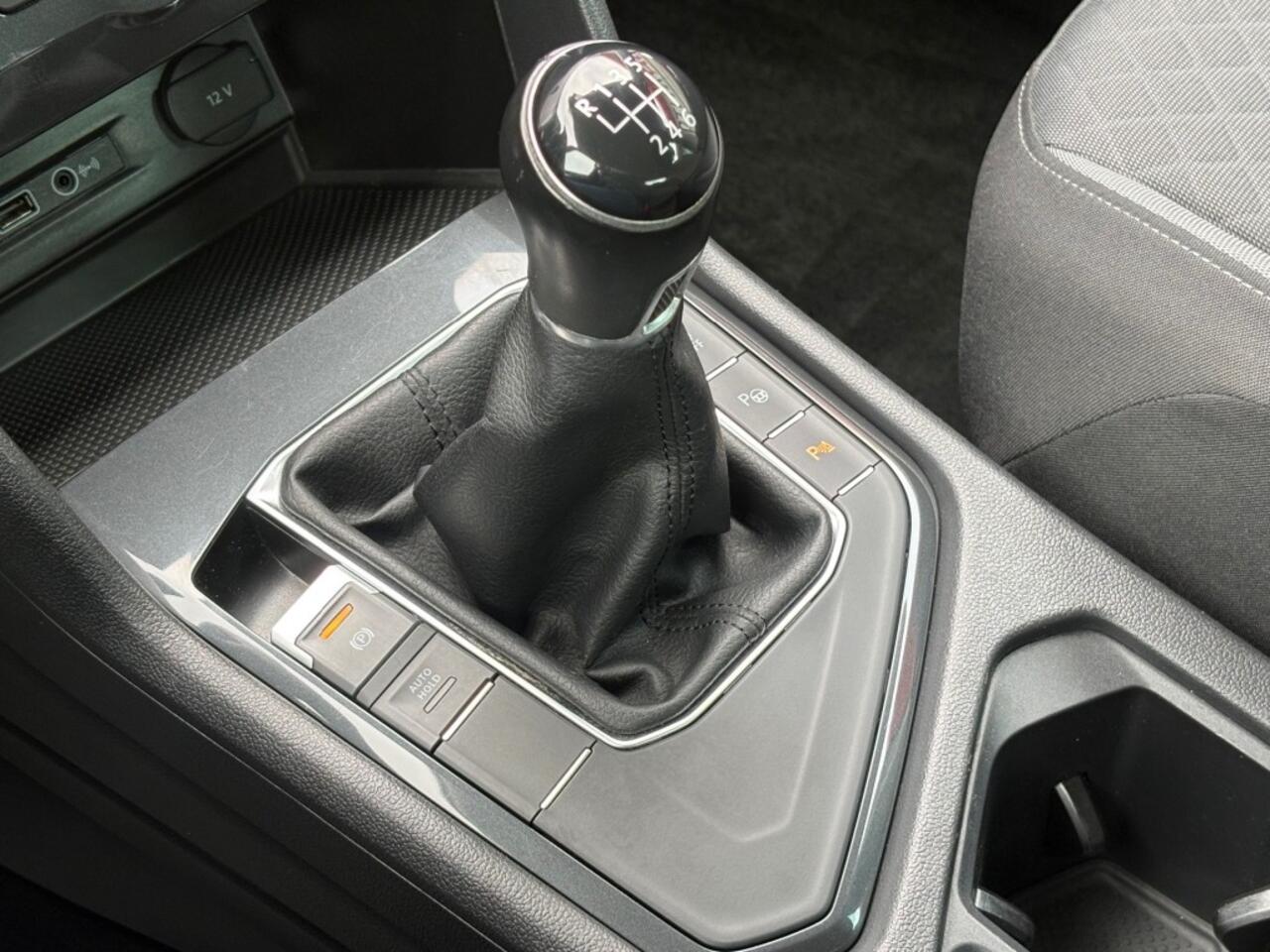 Volkswagen TIGUAN 1.5 TSI ACT.150PK LED NAVI TREKHAAK CAMERA CARPLAY AIRCO LMV PDC