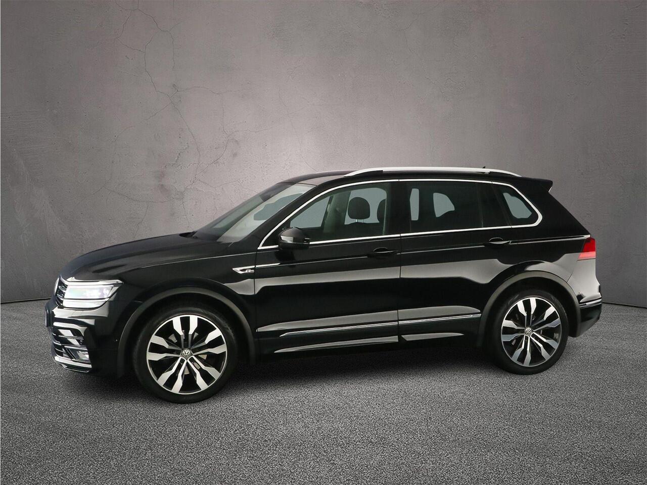 Volkswagen TIGUAN Highline Business R 1.5 TSI 150pk DSG Automaat Trekhaak, Adaptive cruise control, Navigatie, Head up display, Achteruitrijcamera, LED koplampen, Stoelverwarming