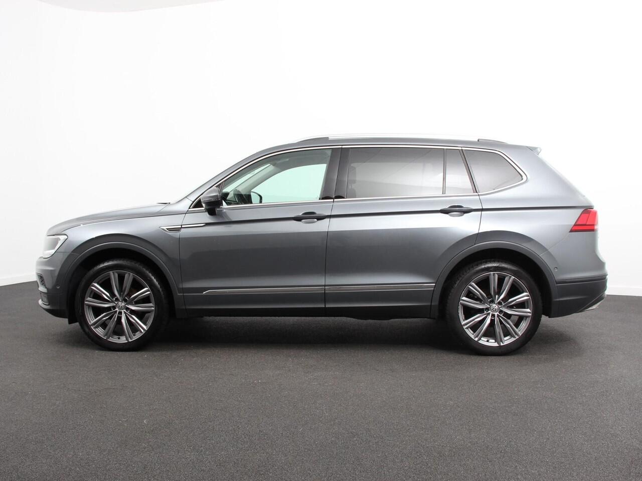 Volkswagen TIGUAN Allspace 1.5 TSI DSG Comfortline 7p. Climate Control Camera Parkeer sensoren Trekhaak Electrisch bedienbare achterklep Stoelverwarming