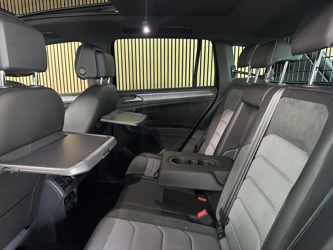 Volkswagen TIGUAN 2.0 TSI 4Motion Highline Business R 2x R-line | Schuif/kantal dak | Camera