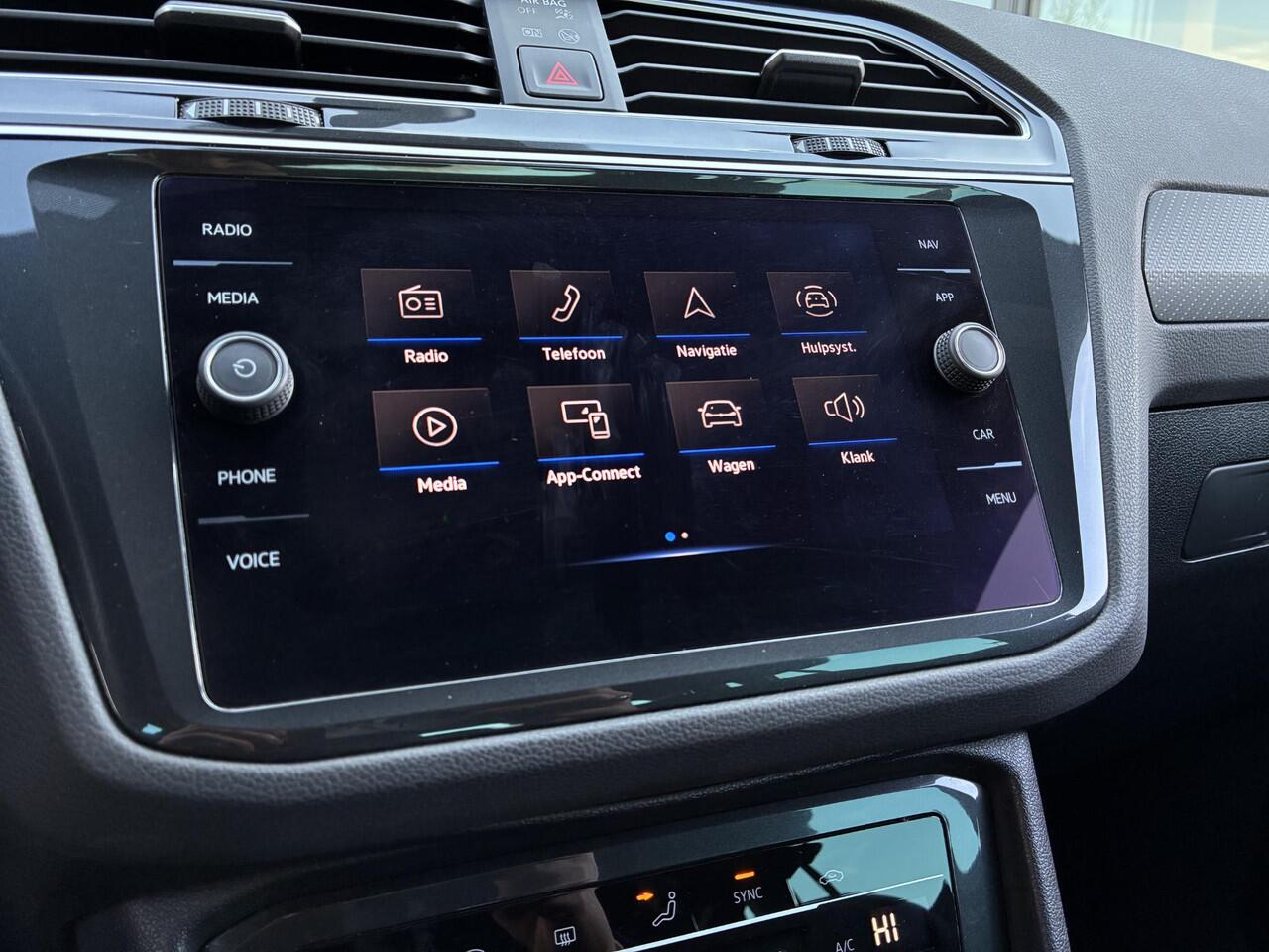 Volkswagen TIGUAN 1.5 TSI R-Line Business+ Automaat 150PK | Navigatie | Adaptieve Cruise Control | Elektrische achterklep