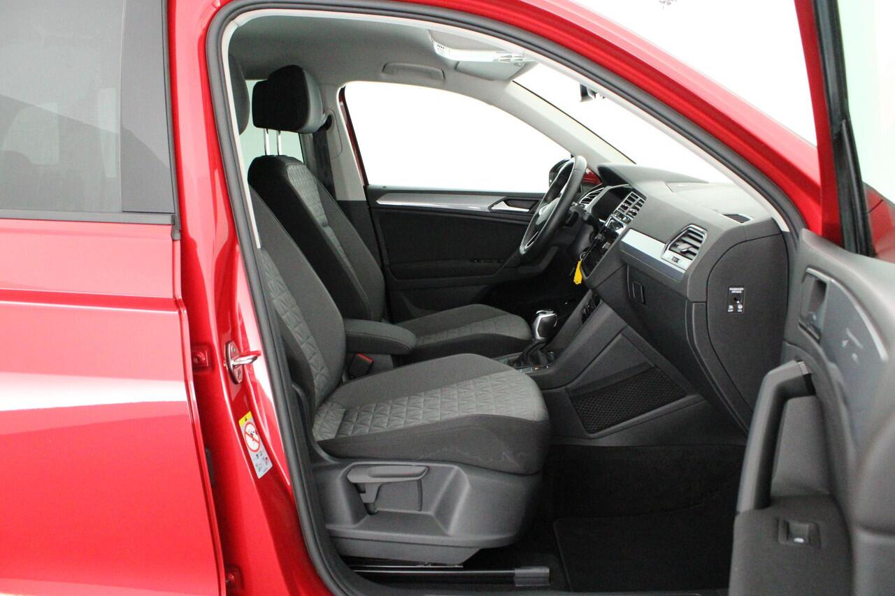 Volkswagen TIGUAN 1.4 TSI 245pk eHybrid Life Stoelverwarming Virtual Cockpit Navigatie