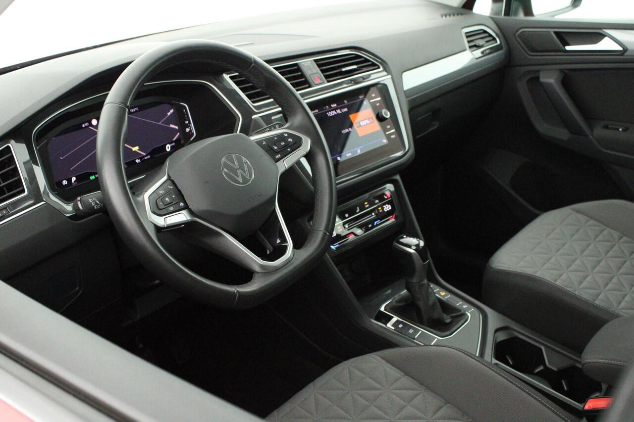 Volkswagen TIGUAN 1.4 TSI 245pk eHybrid Life Stoelverwarming Virtual Cockpit Navigatie