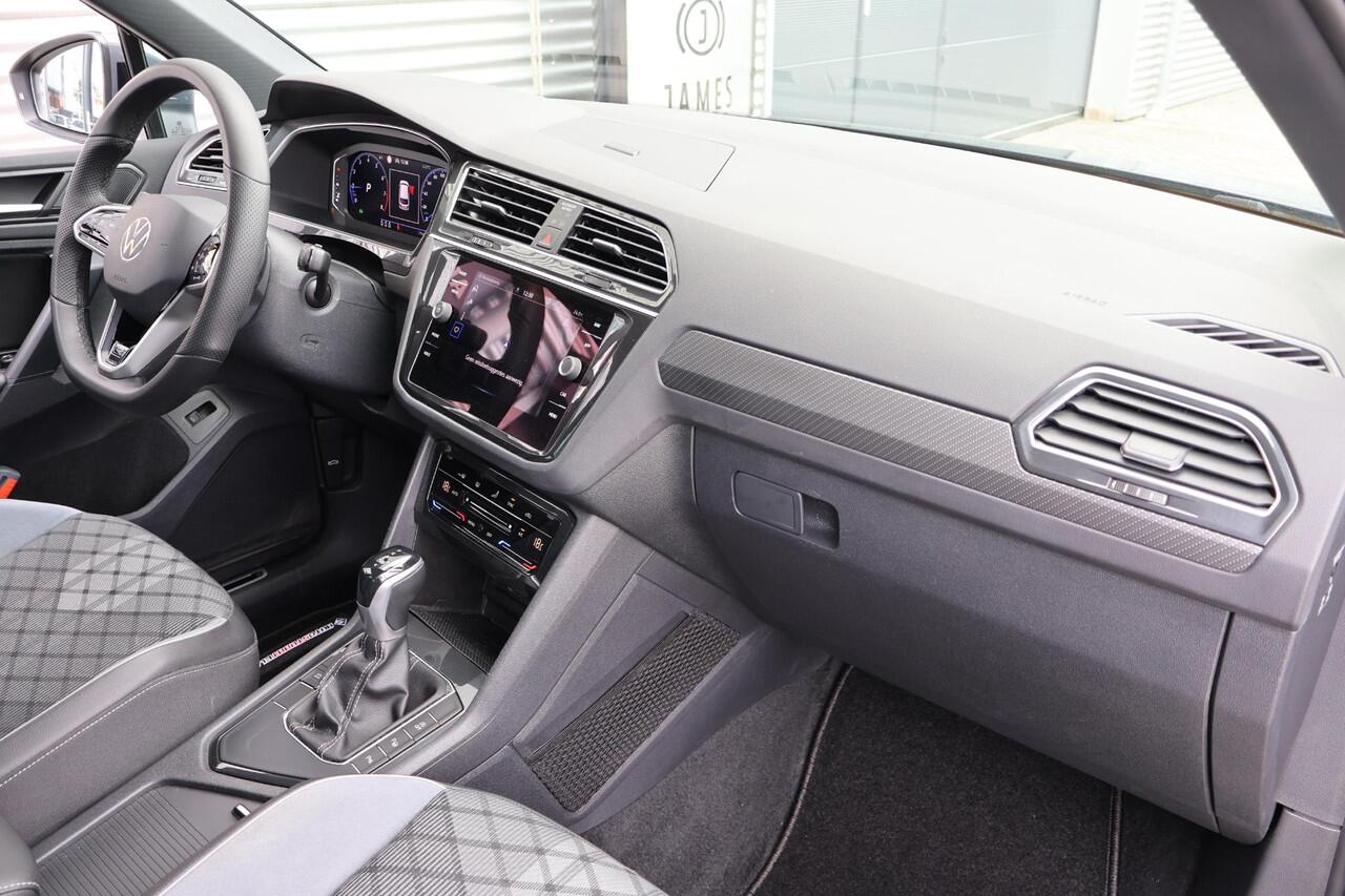 Volkswagen TIGUAN 1.5 R-Line Business+ 1e Eigenaar | Dealer Onderh | NL-Auto | BTW | Elek Trekhaak | IQ Light | Elek Klep | Camera | Matrix Led | Virtueel | Ad Cruise | Carplay | PDC