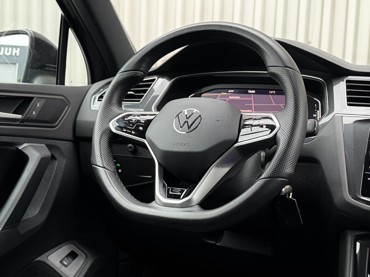 Volkswagen TIGUAN 1.5 TSI ACT Highline Business 3X R-Line PANO