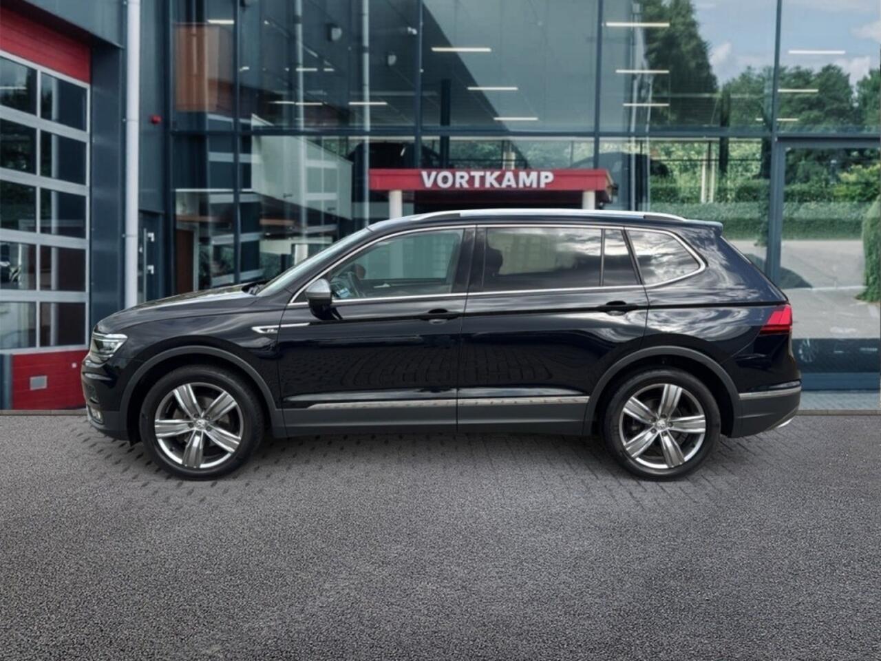 Volkswagen TIGUAN 1.5 TSI DSG HIGHLINE 7P TREKHAAK/NAVI/ACC/PDC/STOELVERW/E-KLEP