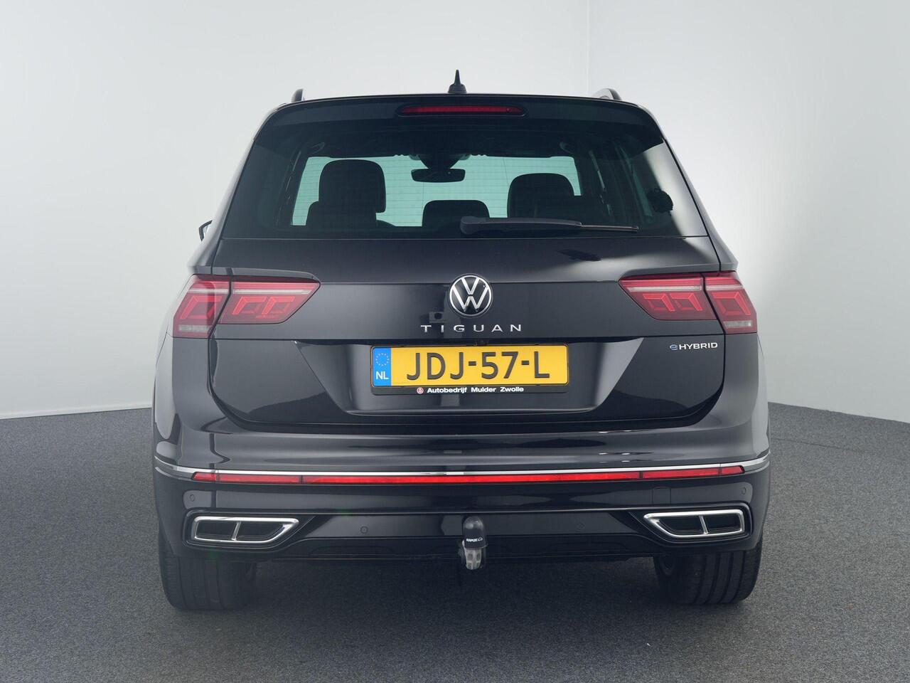 Volkswagen TIGUAN 1.4 TSI eHybrid R-Line Business+ | Trekhaak | Carplay | Camera | Matrix IQ |