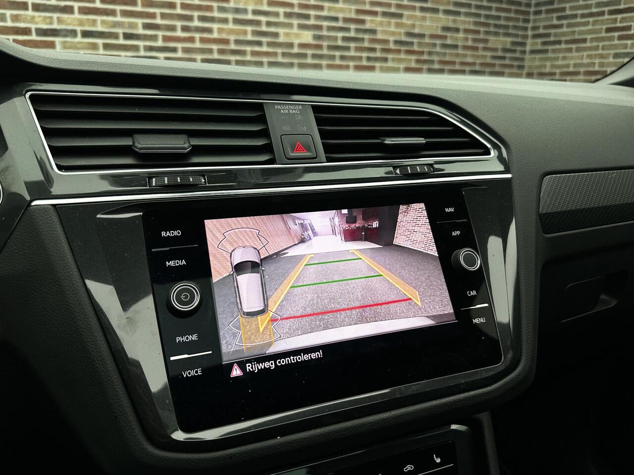 Volkswagen TIGUAN 2.0 TSI R 75 Edition 4Motion Panorama Memory Akra Memory