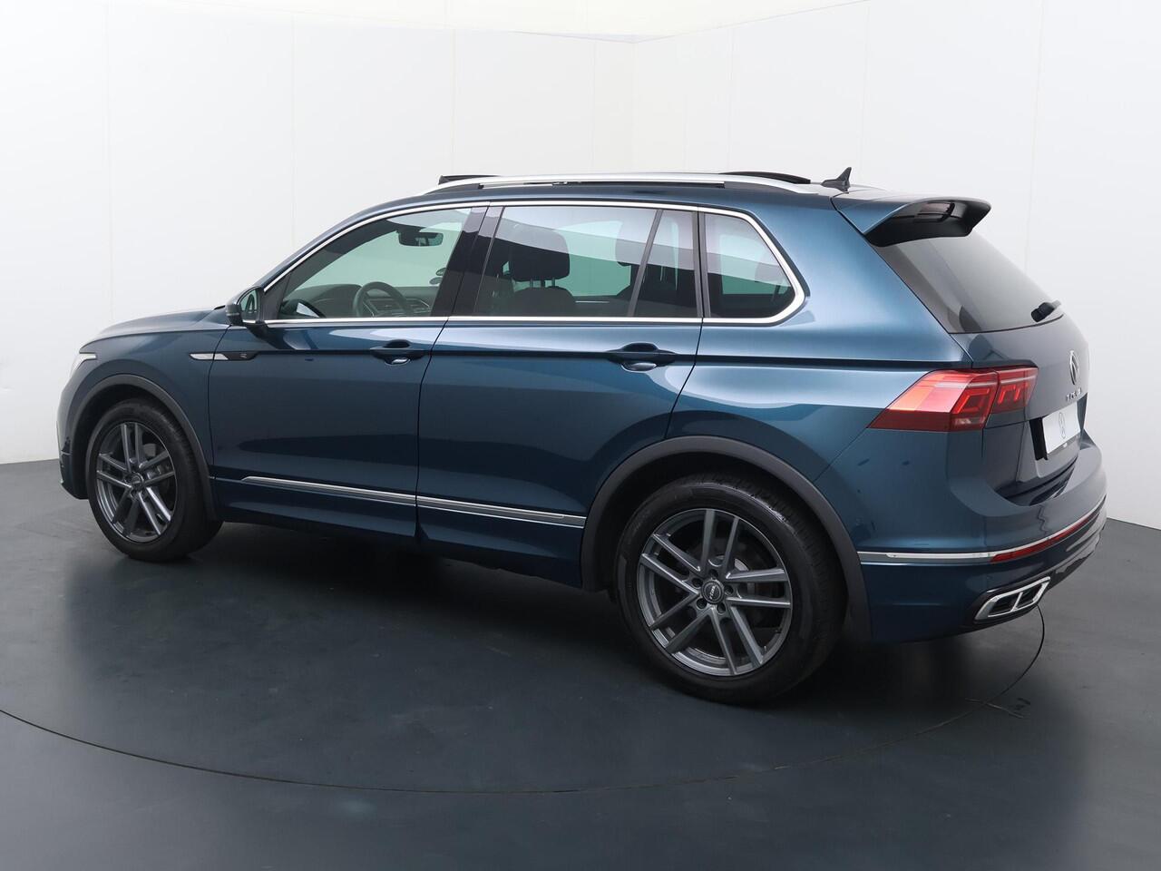 Volkswagen TIGUAN 1.5 TSI R-Line Business+ | 150 PK | Automaat | Panoramadak | Harman Kardon geluidssysteem | Elek. achterklep |