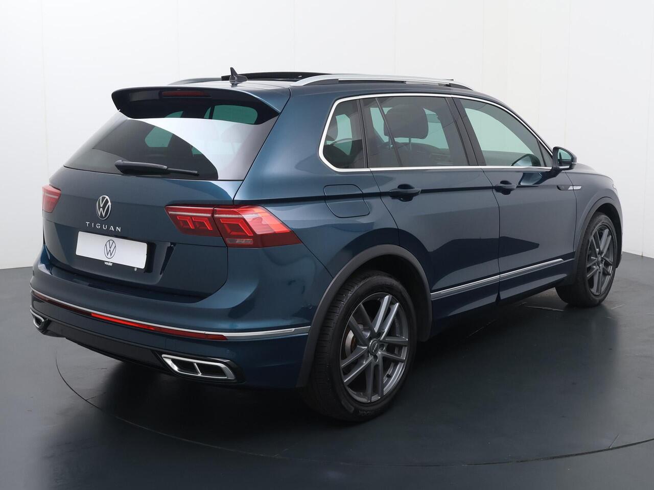 Volkswagen TIGUAN 1.5 TSI R-Line Business+ | 150 PK | Automaat | Panoramadak | Harman Kardon geluidssysteem | Elek. achterklep |