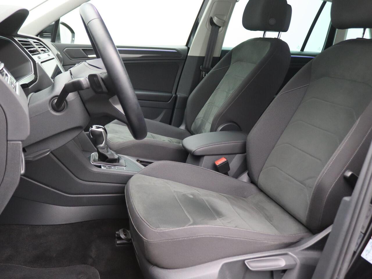 Volkswagen TIGUAN 1.5 TSI Elegance 150PK DSG Adaptieve Cruise Controle, 360gr. Camera, Keyless, Navi Pro, Matrix LED-verlichting, Stoelverwarming, Trekhaak, 19" LM Velgen