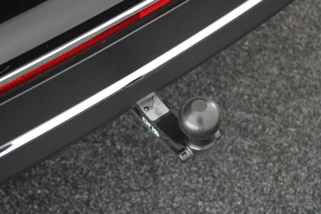 Volkswagen TIGUAN 1.4 TSI 245pk eHybrid Elegance Trekhaak 360Camera Leder Panoramadak