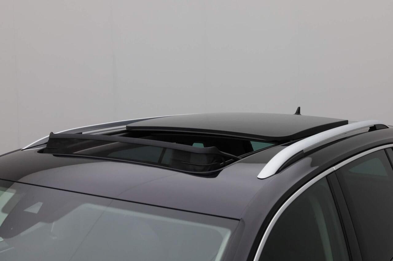 Volkswagen TIGUAN 1.4 TSI 245PK DSG eHybrid Elegance | Pano | IQ Light | Camera | Navi | ACC | Keyless | 18 inch