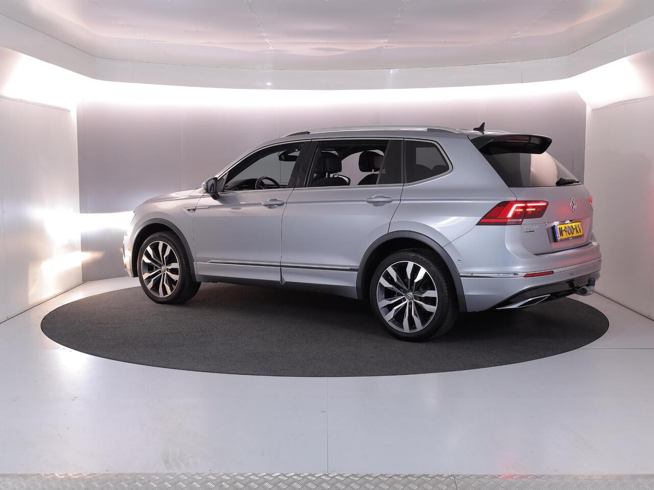Volkswagen TIGUAN Allspace 1.5 TSI Highline Business R 7p. 150pk DSG| Pano-dak| 20'LM-velgen|