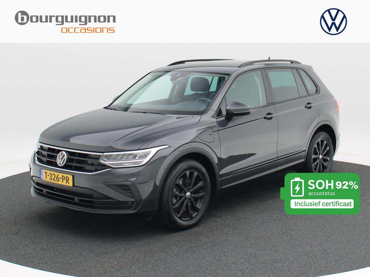 Volkswagen TIGUAN 1.4 TSi 245 Pk eHybrid Automaat Life | Adaptive Cruise | Camera | CarPlay | Climate | 18 Inch | Privacy Glass | 54.682 KM!!