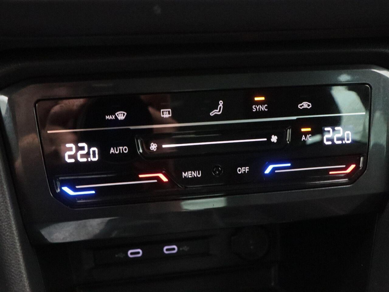 Volkswagen TIGUAN 1.4 TSi 245 Pk eHybrid Automaat Life | Adaptive Cruise | Camera | CarPlay | Climate | 18 Inch | Privacy Glass | 54.682 KM!!