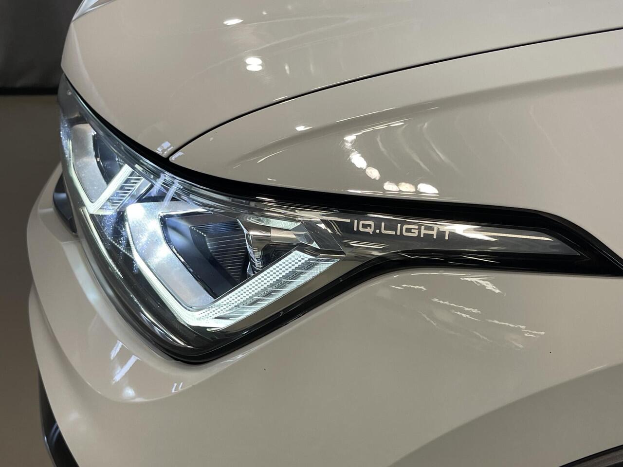 Volkswagen TIGUAN 1.4 TSI eHybrid R-Line Business+ 19"/Panoramadak/Trekhaak/Leder + memory/360 camera/Elektrische klep/Dodehoek/Stuur + stoelverwarming