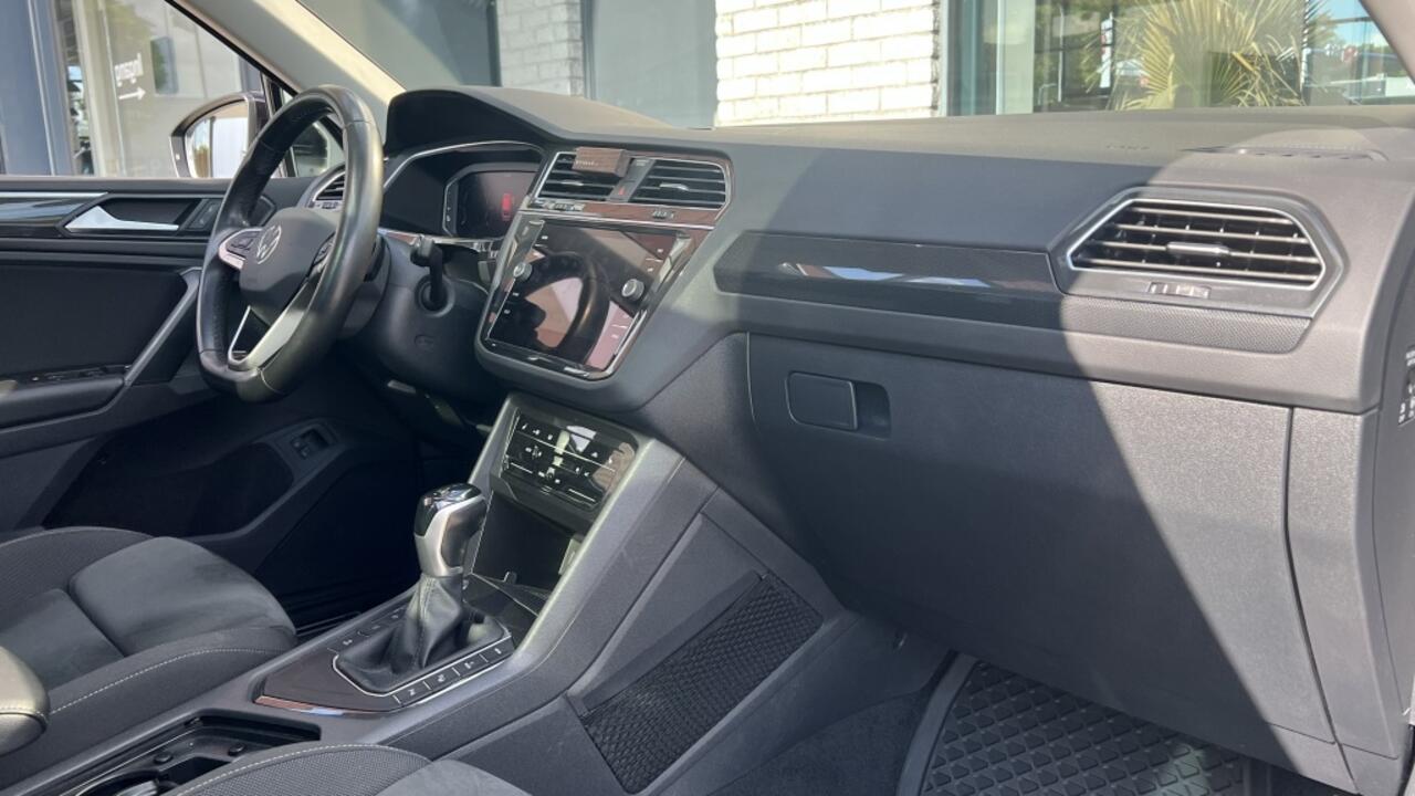 Volkswagen TIGUAN 1.4 TSI eHy Bns | Pano