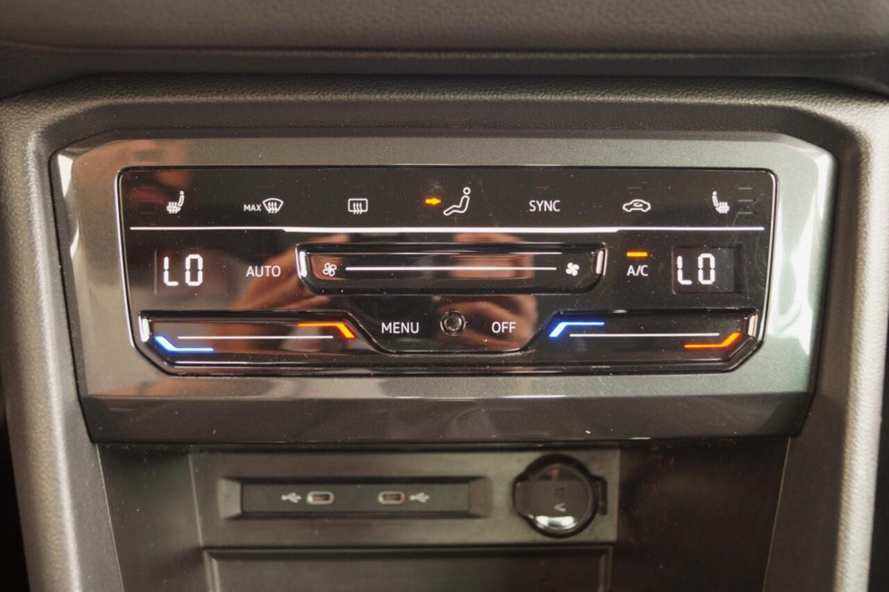 Volkswagen TIGUAN 1.5 TSI 150pk DSG Elegance -LED-DIGI-CAM-NAVI-ECC-