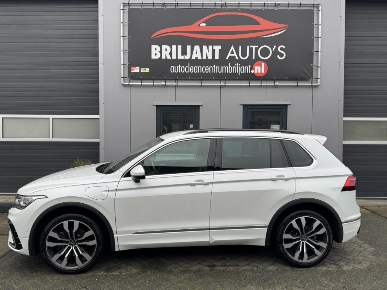 Volkswagen TIGUAN 1.4 TSI eHy R-Line Led 20inch sfeerverlichting Vol