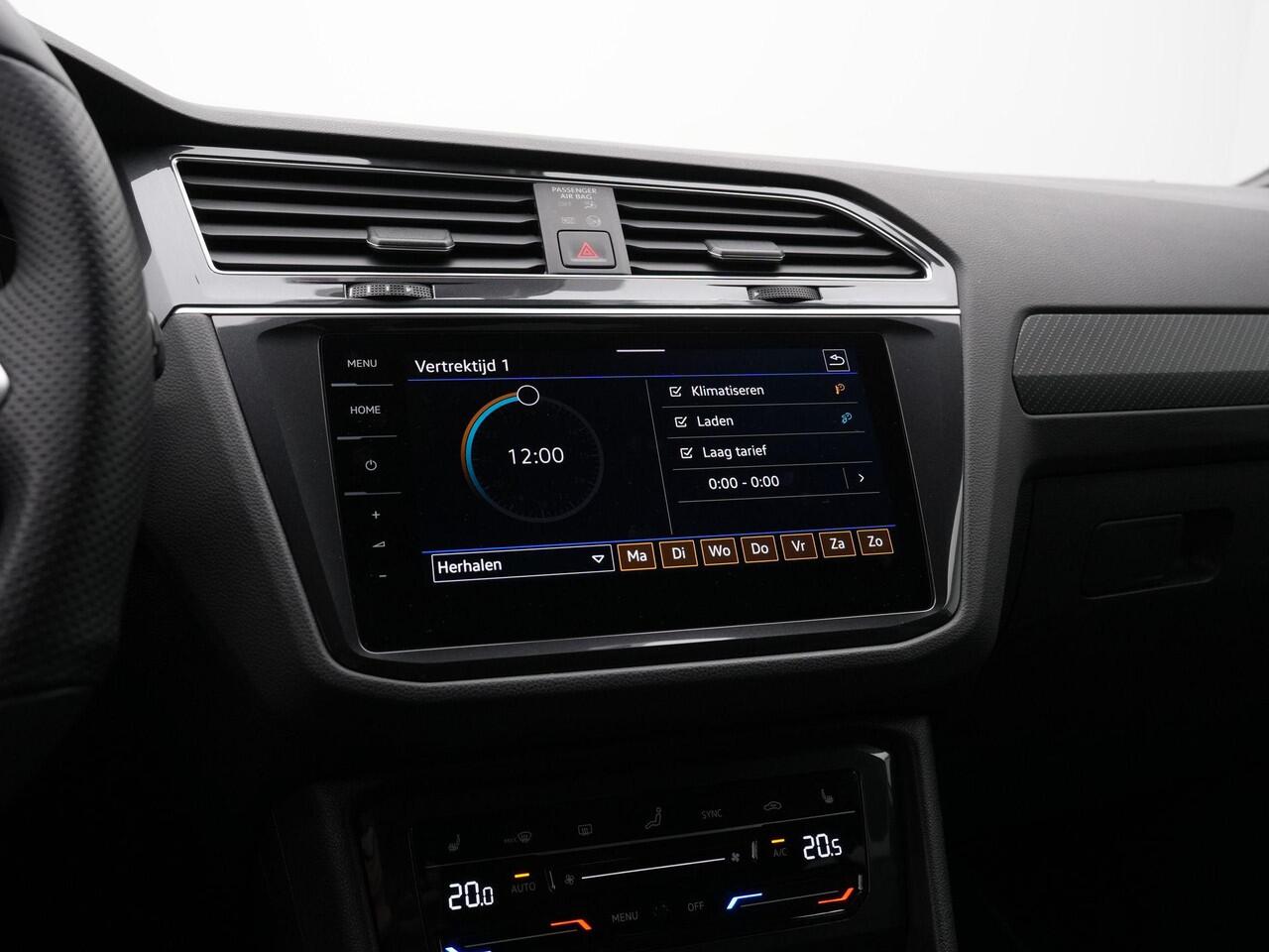 Volkswagen TIGUAN 1.4 TSI eHybrid 245 pk R-Line | Panoramadak | Trekhaak | Navigatie Discover Pro | Adaptief onderstel | 360 camera | IQ Light