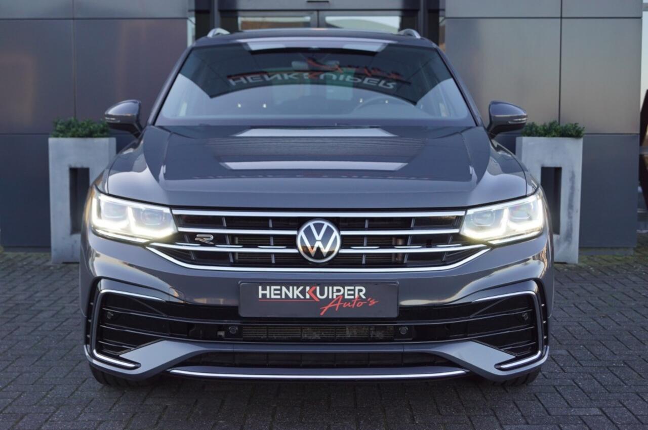 Volkswagen TIGUAN 1.5 TSI DSG R-Line / Leer /elekt. stoelen/ Panodak / IQ Led Matrix / Camera/ App-Connect