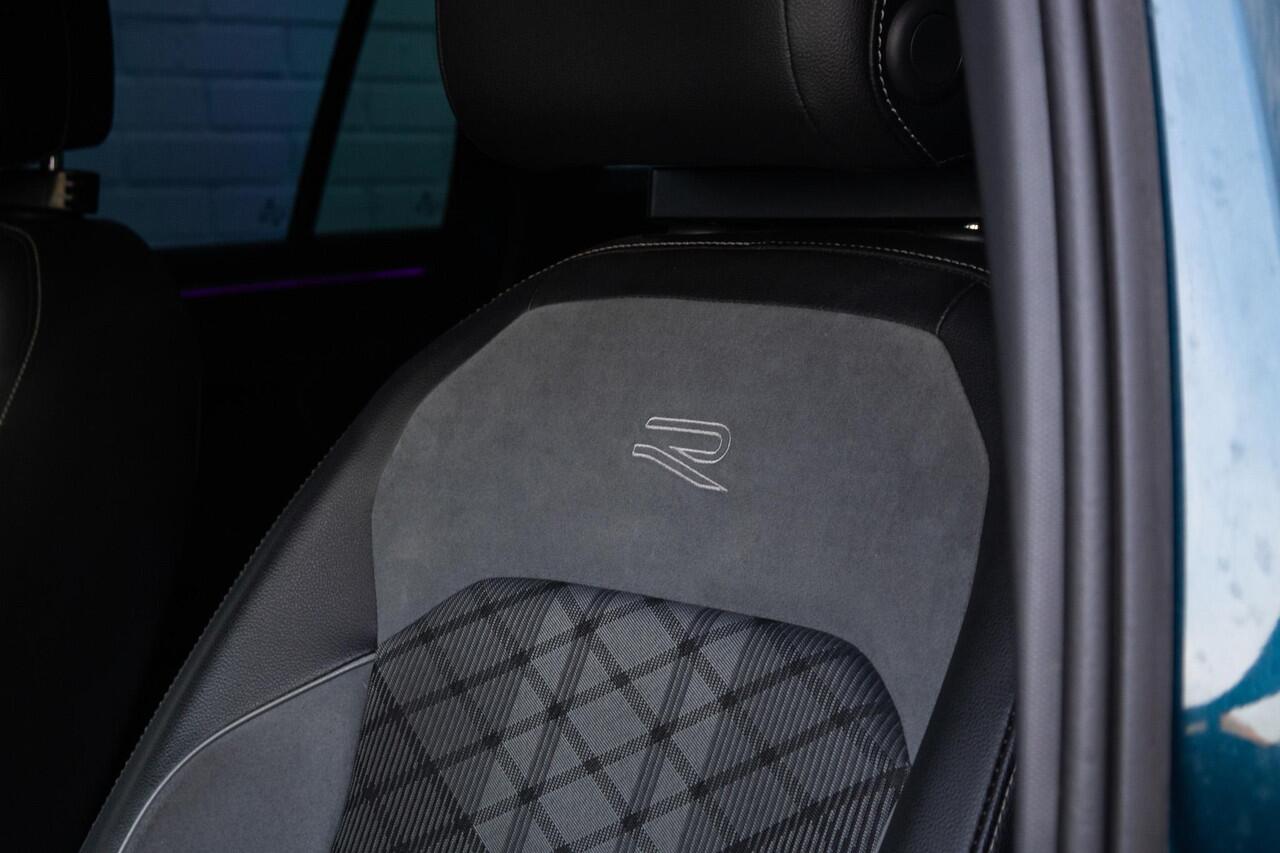 Volkswagen TIGUAN 1.4 TSI R-LINE IQ-LIGHTS|TREKHAAK|AUTOPARK|PlugIn|Carplay/android