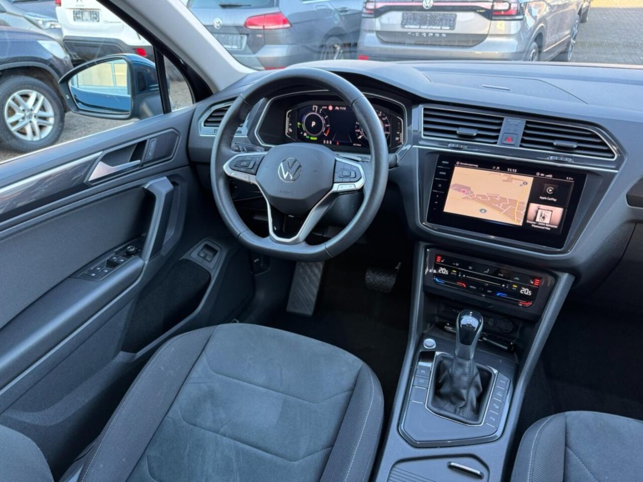 Volkswagen TIGUAN 1.4TSI eHybrid 245PK Elegance IQ-Light Virtual Camera ACC Trekhaak Navi