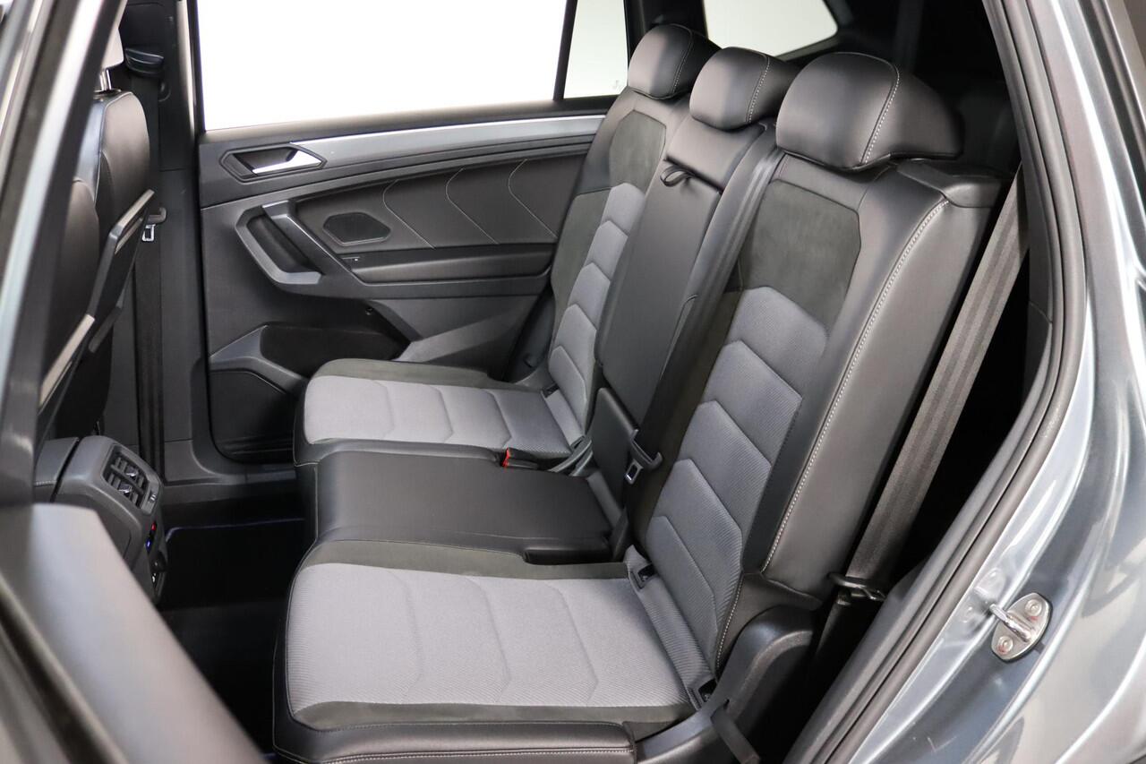 Volkswagen TIGUAN Allspace 1.5 TSI, 2x R-line, Blackstyle, 7-Persoons, Panoramadak, Head-up Display, ACC, Apple CarPlay/Android Auto, Digitale Cockpit, Stoelverwarming,