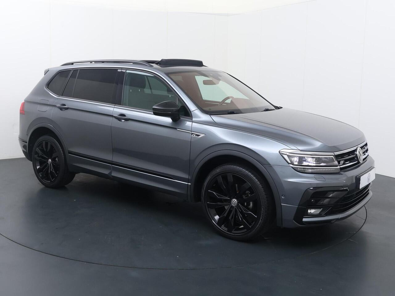 Volkswagen TIGUAN Allspace 1.5 TSI Highline Business R 7p. | 150 PK | Automaat | Panoramadak | Derde zitrij | Stoelverwarming | Dynaudio |