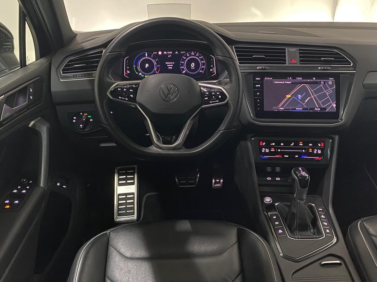 Volkswagen TIGUAN 1.4 TSI eHybrid R-Line Business+ Black 245PK IQ.Light Matrix Pano Head Up 20 Inch Memory Leer ACC 360 Camera