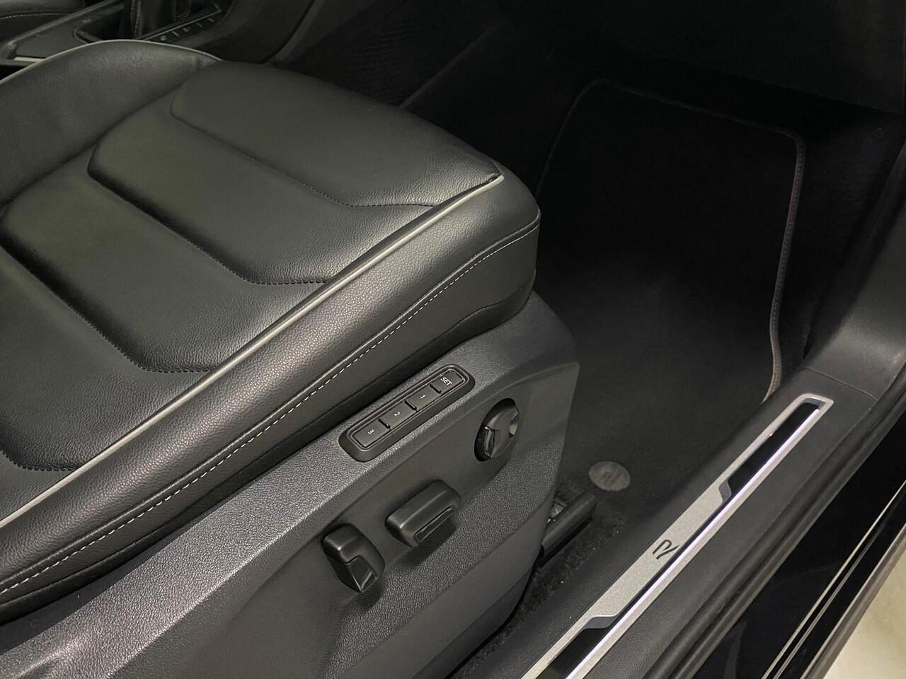 Volkswagen TIGUAN 1.4 TSI eHybrid R-Line Business+ Black 245PK IQ.Light Matrix Pano Head Up 20 Inch Memory Leer ACC 360 Camera