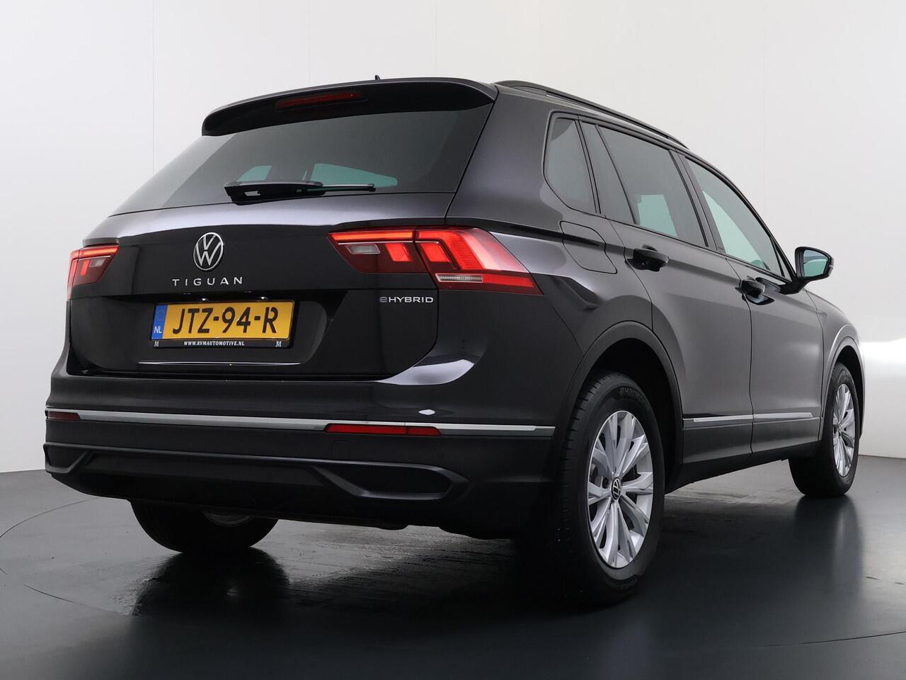 Volkswagen TIGUAN 1.4 TSI eHybrid VAN ¤29.900,- NU VOOR SLECHTS ¤26.877,- Uw LENTEVOORDEEL ¤3.023,- |PHEV| ELEK. ACHTERKLEP| DIGITAL DASH| ADAPTIVE CRUISE| RIJKLAAR INCL. 12 MND BOVAG GARANTIE