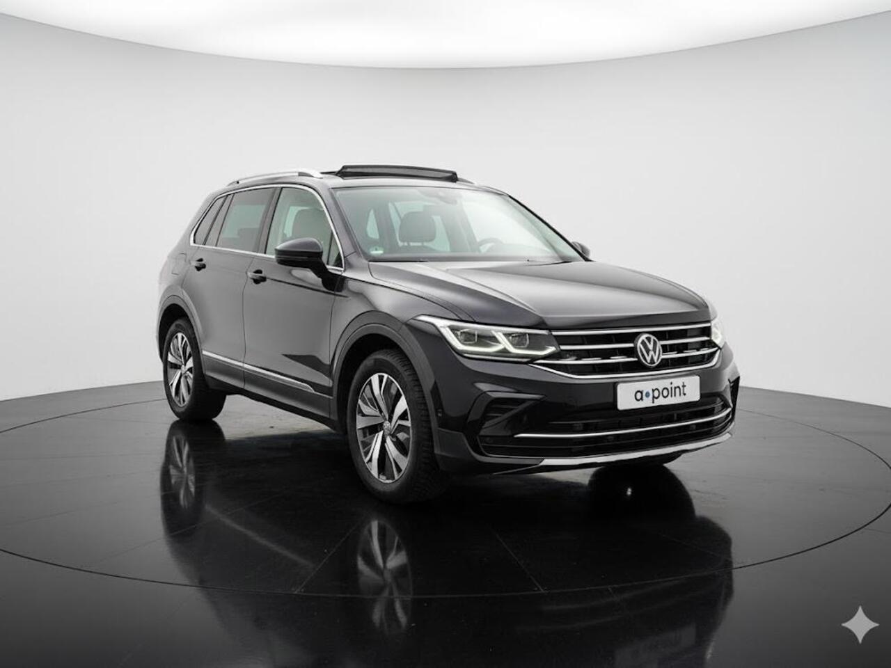 Volkswagen TIGUAN 1.4 TSI eHybrid Elegance Business+ Automaat |Trekhaak | Digitale tellerklok | Camera | Schuif/kanteldak | Cruise | PDC | Navigatie | Stoelverwarming